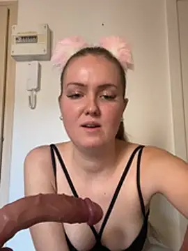 Snapshot of Vikml166 chatting on 22, 2, 2026 Vikml166 online show from 22, 2, 2026