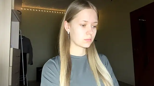 ZaidaSchwarten online show from 9, 2, 2026