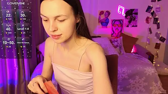 Snapshot of MaxinCarroll chatting on 7, 1, 2026 MaxinCarroll online show from 7, 1, 2026