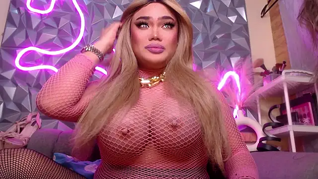 AlwaysHornyMia online show from 8, 1, 2026