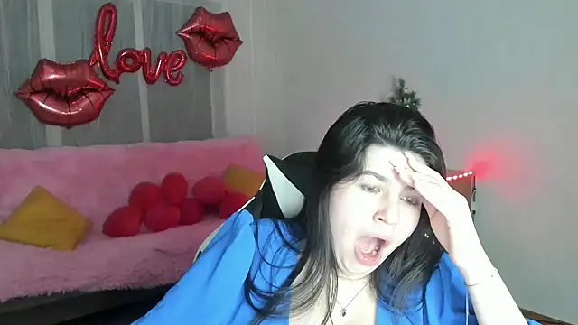 KisaModel online show from 19, 2, 2026