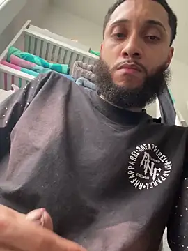 bigdickpapi19 online show from 18, 4, 2026