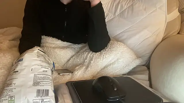 ijustturned18today online show from 13, 1, 2026