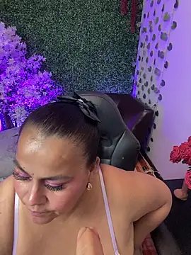 Snapshot of SayMarLuna chatting on 31, 7, 2026 SayMarLuna online show from 31, 7, 2026
