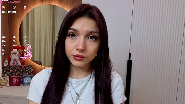 Snapshot of NatishaAlpern chatting on 1, 2, 2026 NatishaAlpern online show from 1, 2, 2026