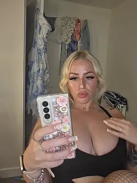 Snapshot of Bellareenaaa chatting on 28, 7, 2026 Bellareenaaa online show from 28, 7, 2026