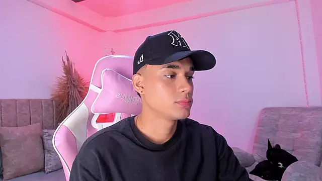 Michael Jordan zz online show from 18, 7, 2026