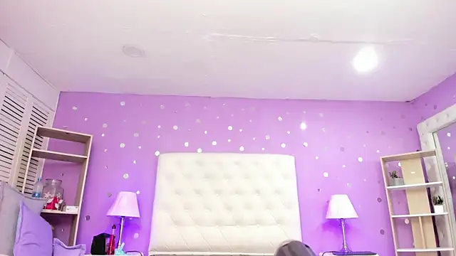 Snapshot of rousse_millers chatting on 19, 12, 2025 rousse millers online show from 19, 12, 2025