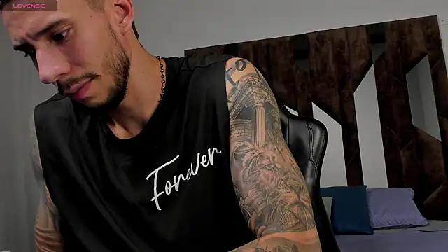 J king   online show from 17, 4, 2026