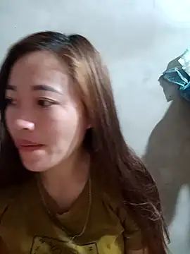 little-effy online show from 28, 3, 2026