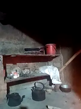 little-effy online show from 16, 4, 2026