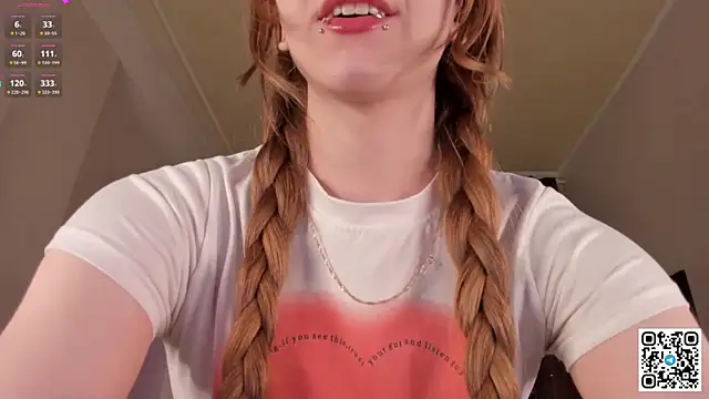 Snapshot of EmmaPratt chatting on 1, 3, 2026 EmmaPratt online show from 1, 3, 2026