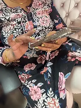 butterflyslay online show from 8, 4, 2026