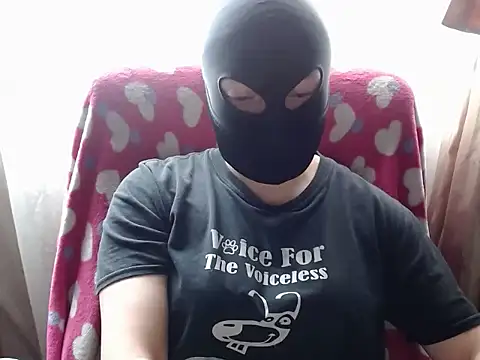 Snapshot of 666maskgirl chatting on 15, 1, 2026 666maskgirl online show from 15, 1, 2026