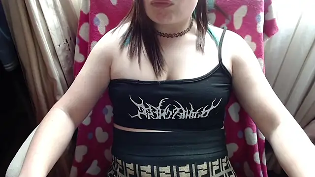 Snapshot of 666maskgirl chatting on 10, 2, 2026 666maskgirl online show from 10, 2, 2026