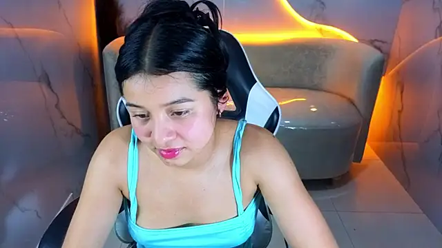 Sofi Adams Tx online show from 5, 1, 2026