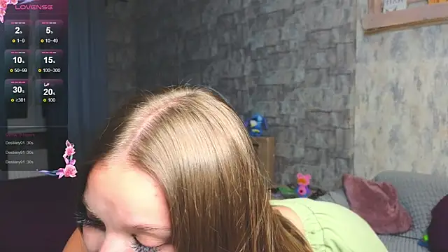Snapshot of Cara_Sweet1 chatting on 7, 7, 2026 Cara Sweet1 online show from 7, 7, 2026