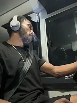 Pleasure Overlord online show from 4, 3, 2026