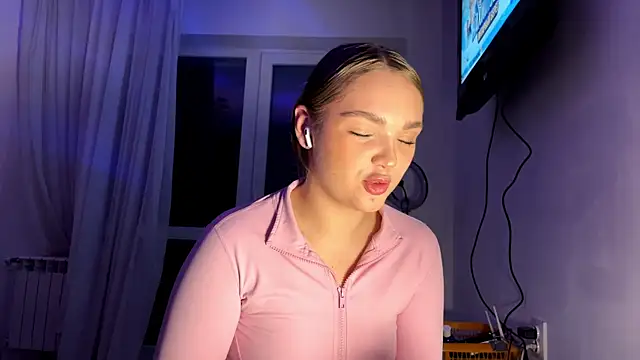 Ginnyinjeans online show from 17, 12, 2025