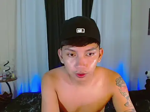 Snapshot of dylan_hardfucker chatting on 10, 7, 2026 dylan hardfucker online show from 10, 7, 2026