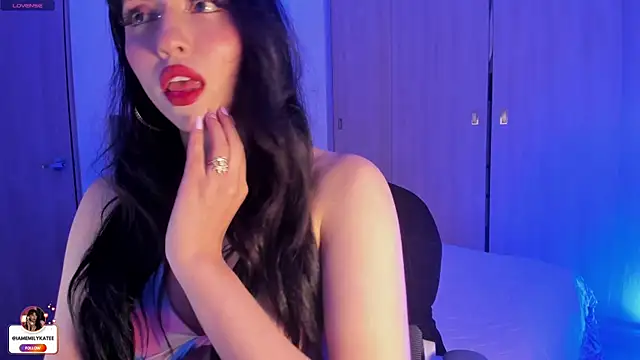 emily kate  online show from 11, 7, 2026