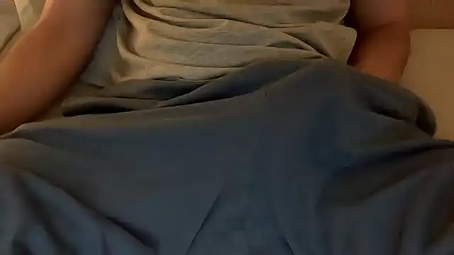 Snapshot of Fickero22s chatting on 9, 8, 2026 Fickero22s online show from 9, 8, 2026