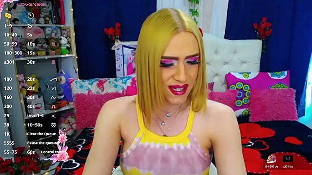 Snapshot of golden_girl01 chatting on 10, 7, 2026 golden girl01 online show from 10, 7, 2026
