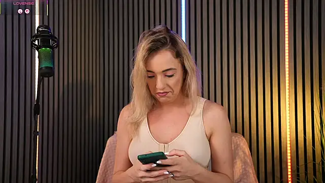 creampussyy online show from 22, 2, 2026