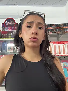 lunaluxury22 online show from 15, 1, 2026