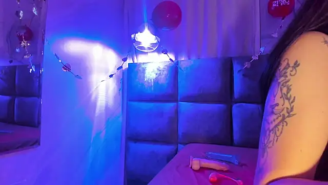 Victoria01  online show from 15, 2, 2026