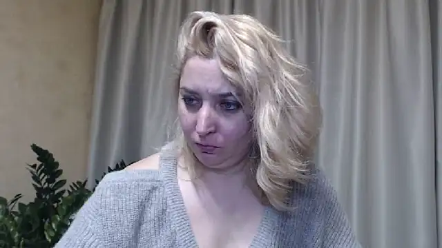 sweetpussy13 online show from 18, 3, 2025