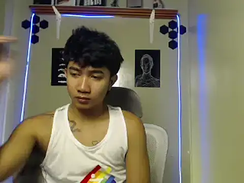 Snapshot of Ur_hottestjonny chatting on 18, 7, 2026 Ur hottestjonny online show from 18, 7, 2026