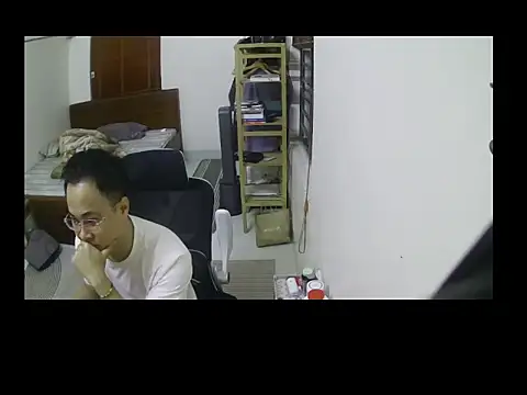 Snapshot of battman4488 chatting on 14, 12, 2025 battman4488 online show from 14, 12, 2025