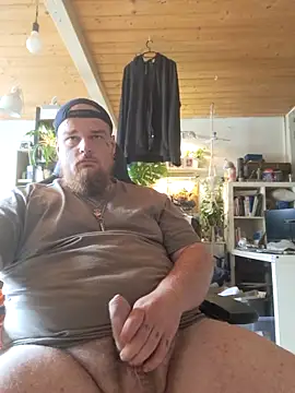 YoursxTruly online show from 17, 6, 2026