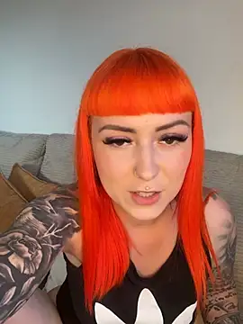 ScarletVixenLive online show from 17, 5, 2026