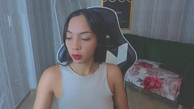 Snapshot of luna_meow_t chatting on 3, 2, 2026 luna meow t online show from 3, 2, 2026