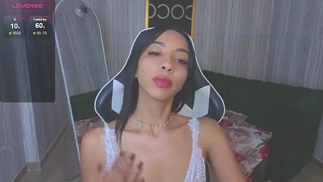 Snapshot of luna_meow_t chatting on 9, 2, 2026 luna meow t online show from 9, 2, 2026