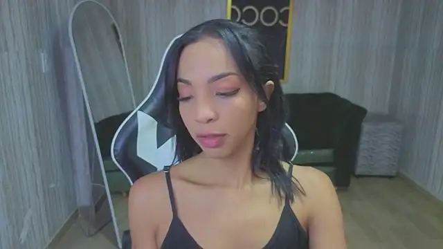 Snapshot of luna_meow_t chatting on 17, 2, 2026 luna meow t online show from 17, 2, 2026