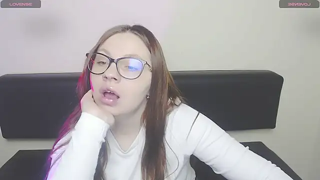 LiliaErmi online show from 10, 3, 2026