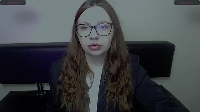 LiliaErmi online show from 13, 3, 2026