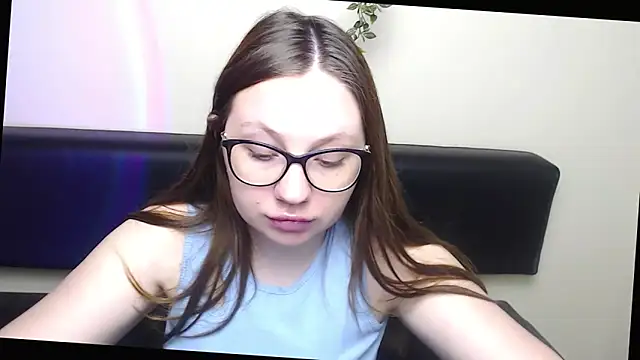 LiliaErmi online show from 27, 4, 2026