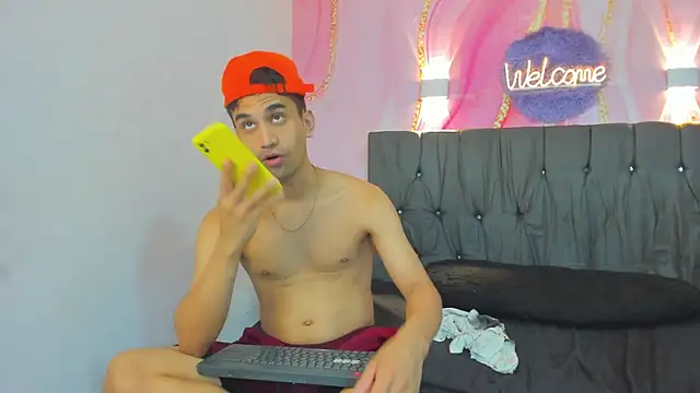 Hot Boys 69 online show from 14, 12, 2025