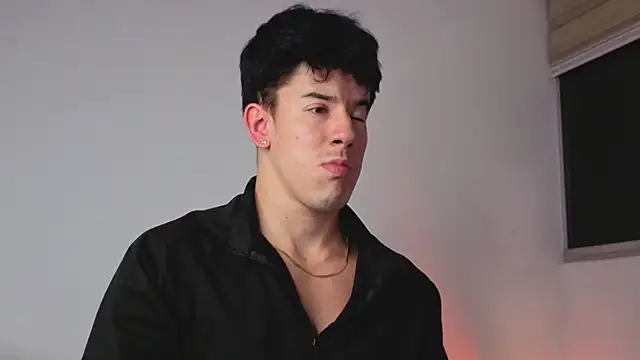 Snapshot of maxxcooper1 chatting on 10, 1, 2026 maxxcooper1 online show from 10, 1, 2026