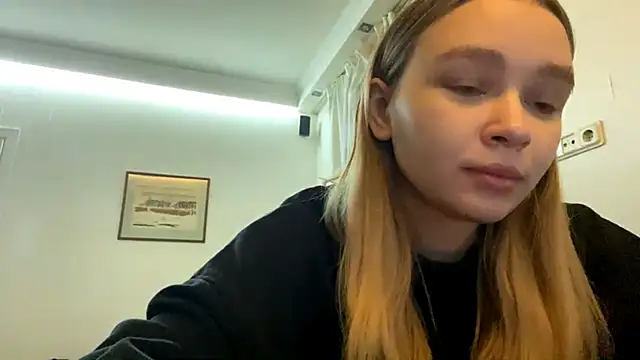 Snapshot of Leifuture chatting on 24, 2, 2026 Leifuture online show from 24, 2, 2026