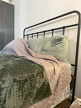 YourSlutQueen online show from 20, 3, 2026