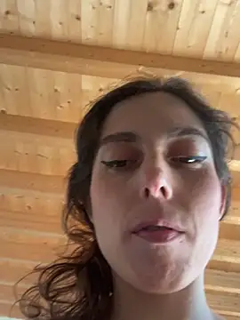 YourSlutQueen online show from 24, 4, 2026