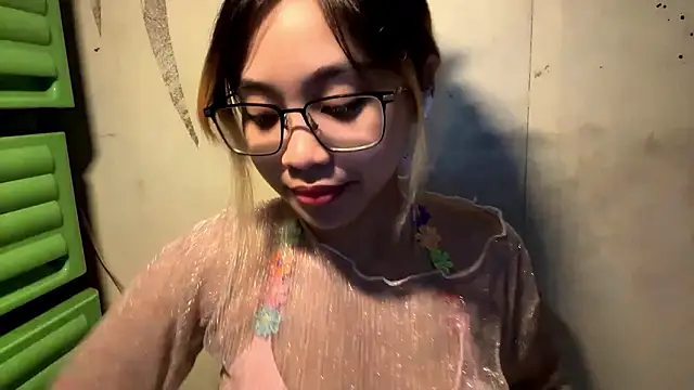 Snapshot of LenoraFrailey chatting on 14, 1, 2026 LenoraFrailey online show from 14, 1, 2026