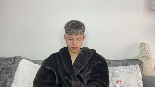 Snapshot of Andy_Belier23 chatting on 15, 1, 2026 Andy Belier23 online show from 15, 1, 2026