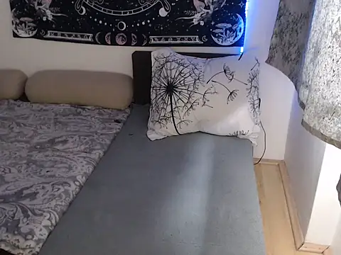 AlienforTwenty online show from 12, 1, 2026