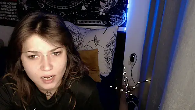 AlienforTwenty online show from 4, 6, 2026